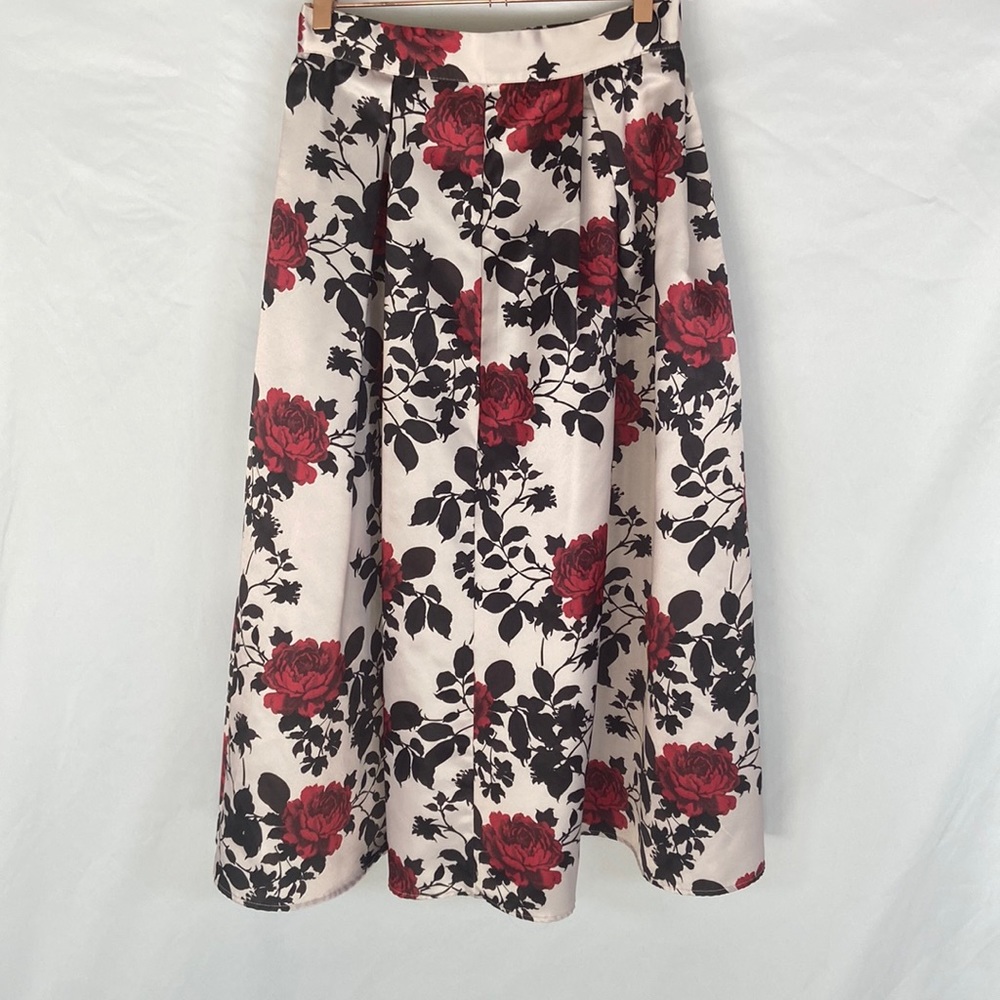Fluffy skirt